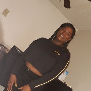 Meet your Posher, Nakyah